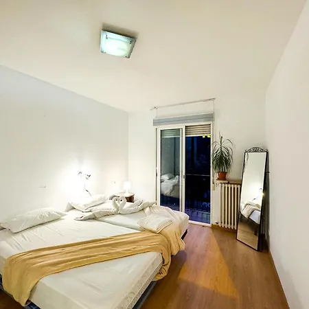 Step To El Pilar 2 Turistea Zaragoza